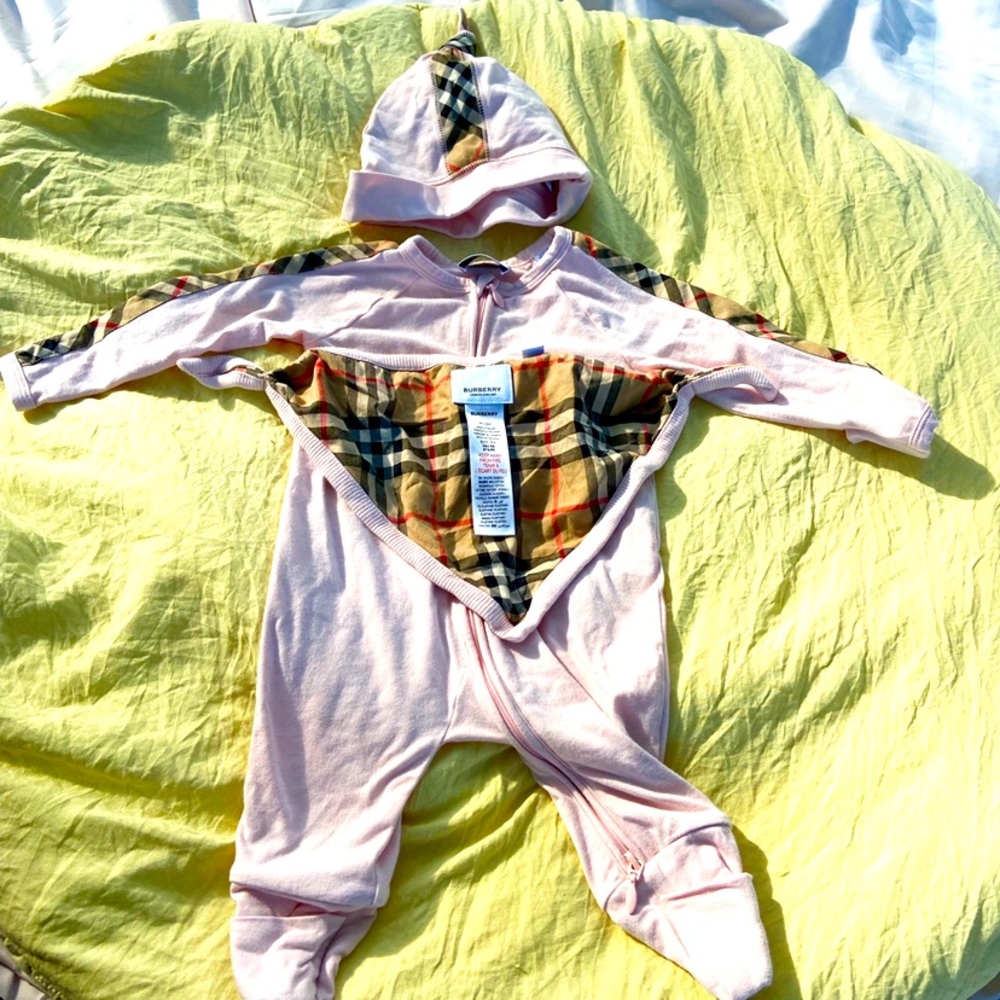 Burberry Onesie Set